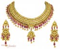 22Kt Gold Kundan Set - Click here to buy online - 17,085 only..