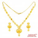 22 Karat Yellow Gold Necklace Set - Click here to buy online - 2,292 only..