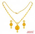 22 Karat Yellow Gold Necklace Set - Click here to buy online - 2,588 only..