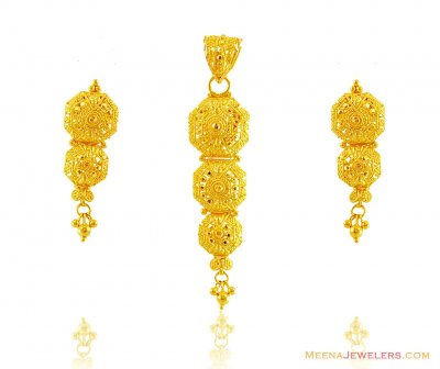 Designer Filigree Set 22k  ( Gold Pendant Sets )