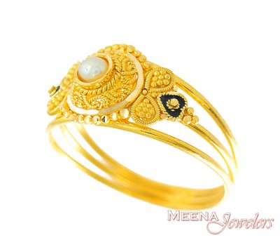 Gold Ring with Pearl ( Ladies Gold Ring )