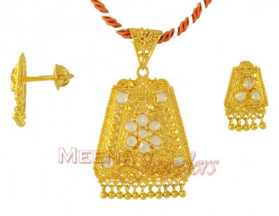 22Kt Gold Filigree Pendant ( Gold Pendant Sets )