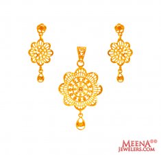 22Kt Gold Light Pendant Set ( Fancy Pendant Set )